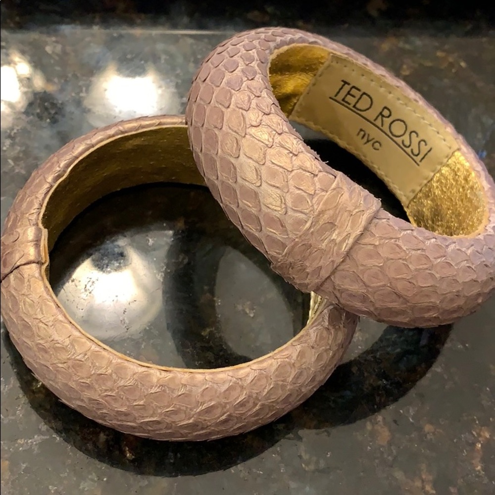 VINTAGE Ted Rossi Snakeskin Printed Bangle